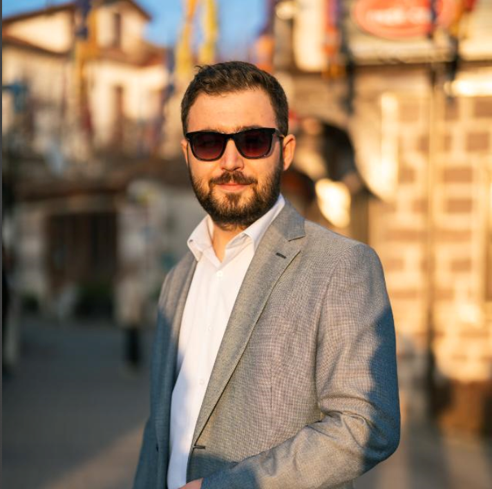 Mehmet Ali HIRAÖZLÜ